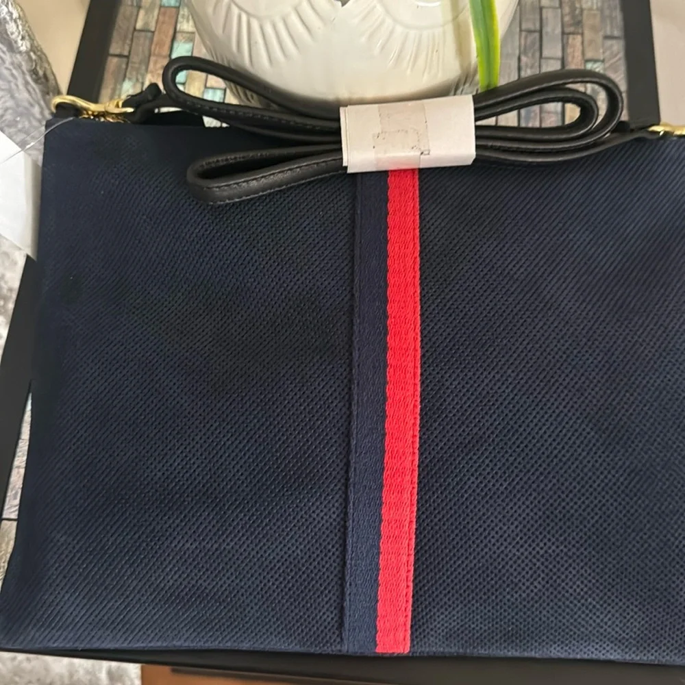 Clare V . sac Bretella Pertorated Suede Crossbody bag - Picture 14 of 16